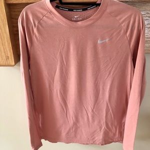 Womens Nike long sleeve